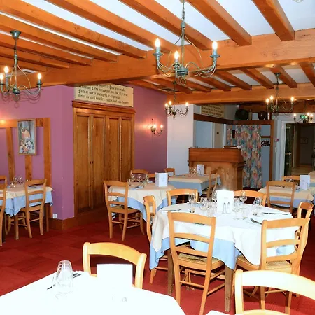 Restaurant La Paix La Robe Et Le Palais 2* Forges-les-Eaux