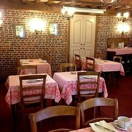 Ξενοδοχείο Restaurant La Paix La Robe Et Le Palais 2*