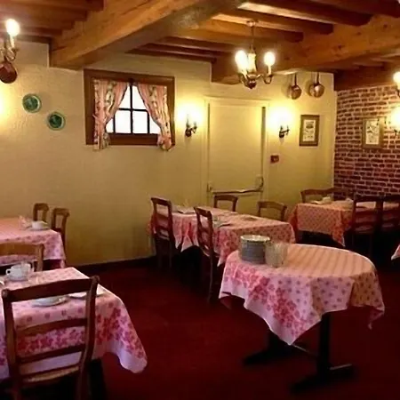Restaurant La Paix La Robe Et Le Palais Ξενοδοχείο Forges-les-Eaux