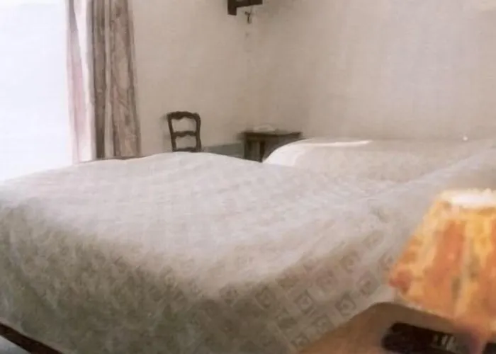 Hotel Logis Restaurant La Paix