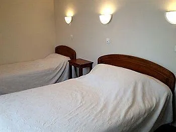 Logis Restaurant La Paix Hotel Forges-les-Eaux